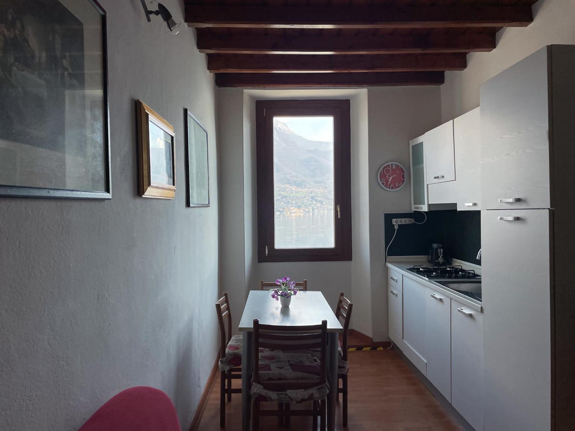 Renzo E Lucia Lake View Apartment Oliveto Lario Bagian luar foto